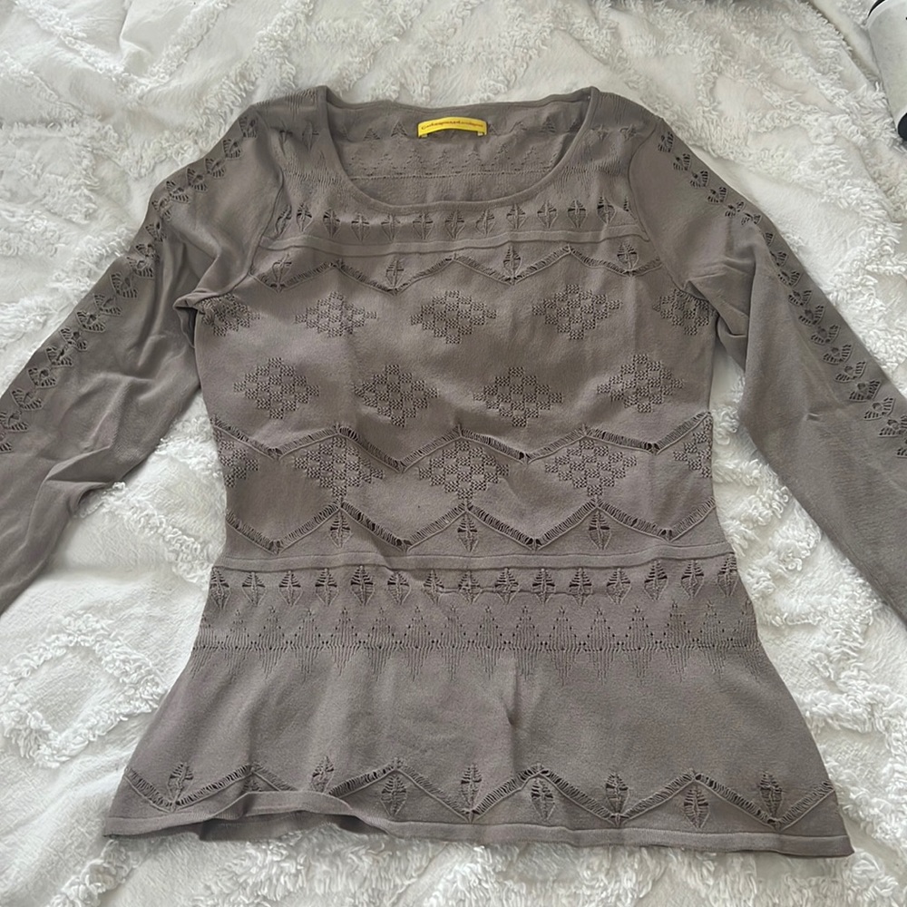 Long sleeve top